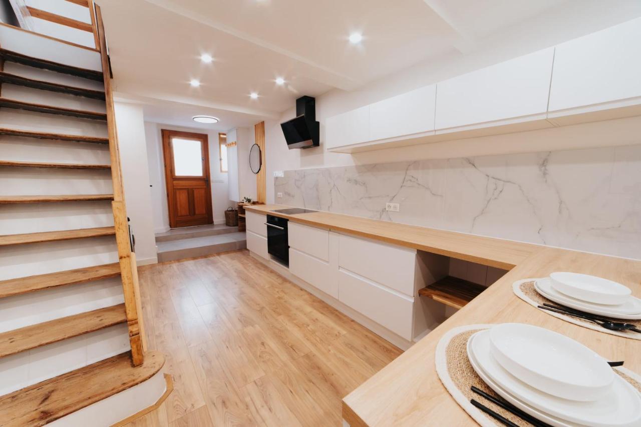 Апартаменты Perfect Family-Oriented And Renovated Townhouse In The Old Антиб Экстерьер фото