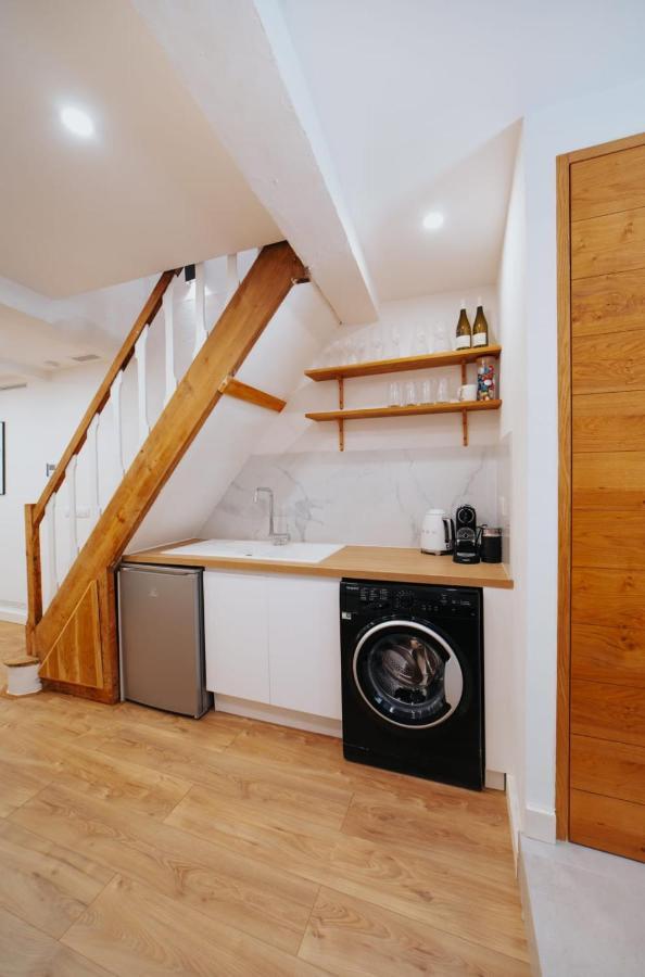 Апартаменты Perfect Family-Oriented And Renovated Townhouse In The Old Антиб Экстерьер фото