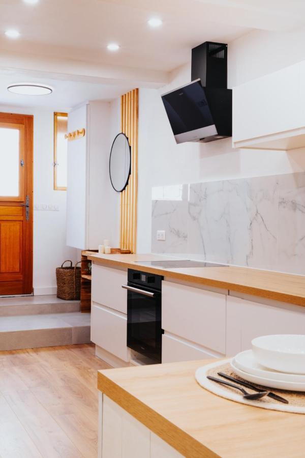 Апартаменты Perfect Family-Oriented And Renovated Townhouse In The Old Антиб Экстерьер фото