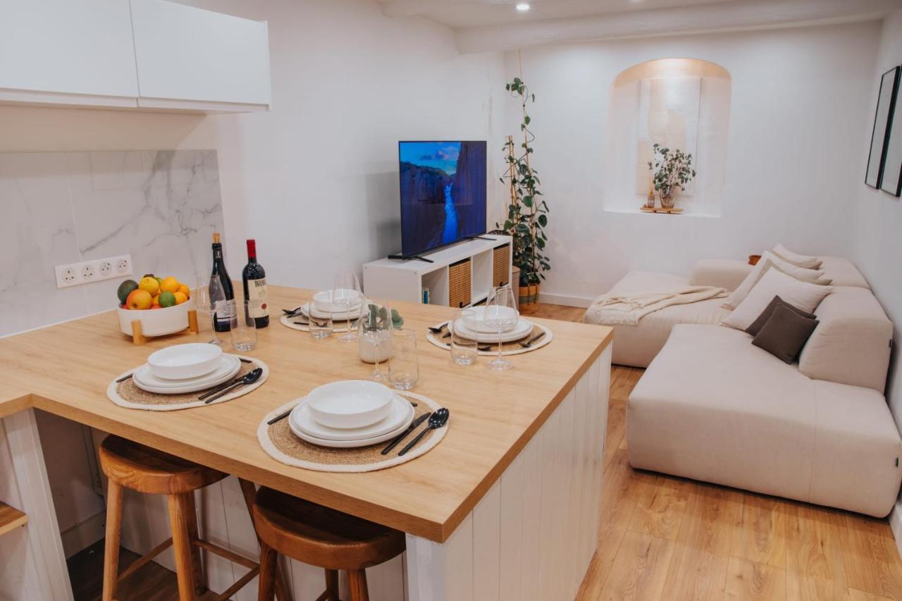 Апартаменты Perfect Family-Oriented And Renovated Townhouse In The Old Антиб Экстерьер фото