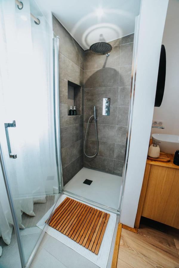 Апартаменты Perfect Family-Oriented And Renovated Townhouse In The Old Антиб Экстерьер фото