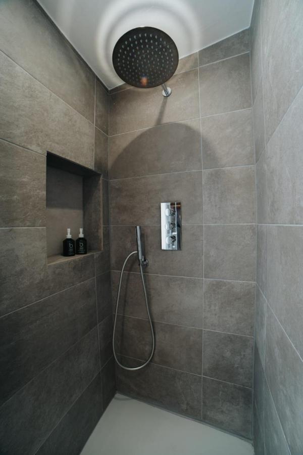 Апартаменты Perfect Family-Oriented And Renovated Townhouse In The Old Антиб Экстерьер фото